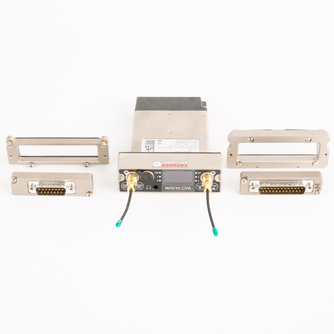 WISYCOM MCR54 Récepteur quadruple portable large bande