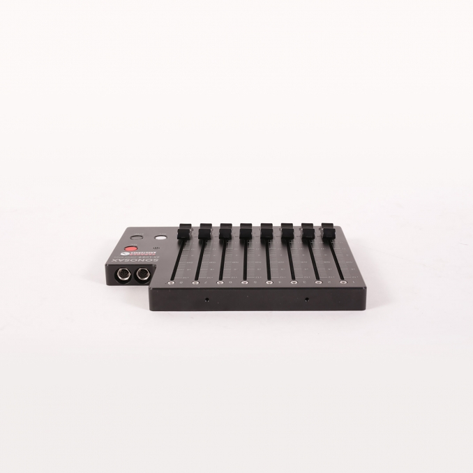 SONOSAX SX-LC8+ Surface de controle 8 faders pour SX-R4+ 