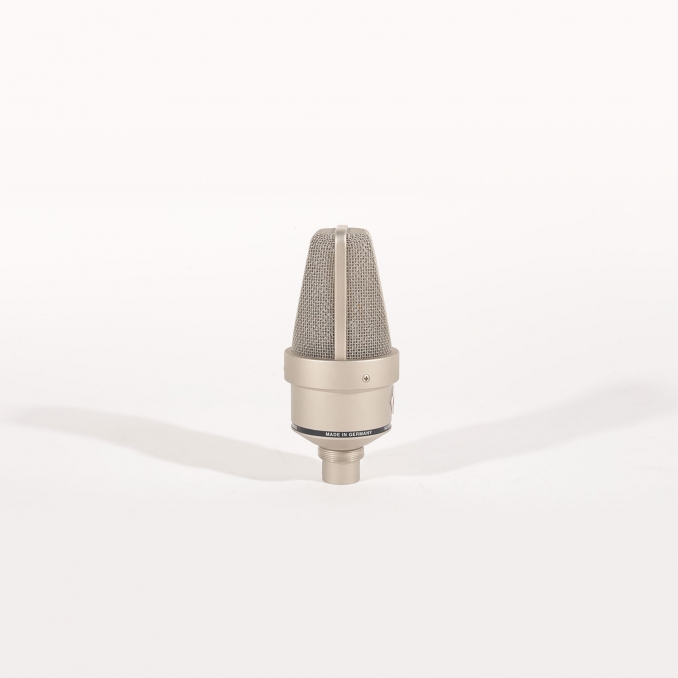 NEUMANN TLM 103 Micro de studio avec suspension