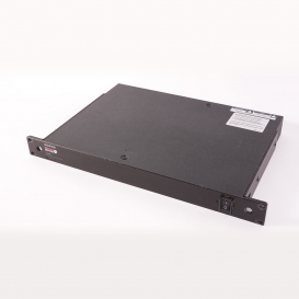 SHURE UA845E Multicoupleur d'antennes pour 5 récepteurs doubles 470-952 MHz