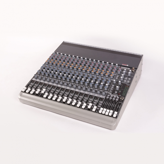 MACKIE 1604 VLZ3 Console analogique 16 entrées micro ligne