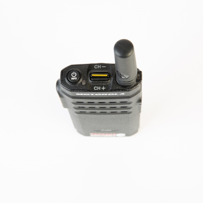 MOTOROLA SL1600 Talkie numérique VHF 136-174 MHz