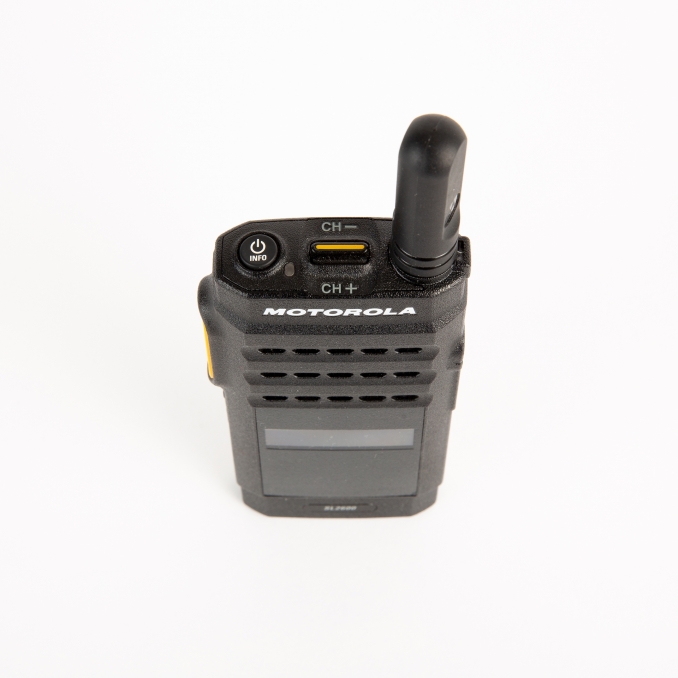 MOTOROLA SL2600 Talkie numérique UHF 403-470 MHz
