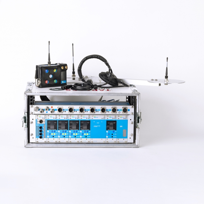 OVERLINE UC INTERCOM4 Base intercom UC 4RX complète ( 1xTX / 4xRX / 1xCA4 / 1xMT4 ) 