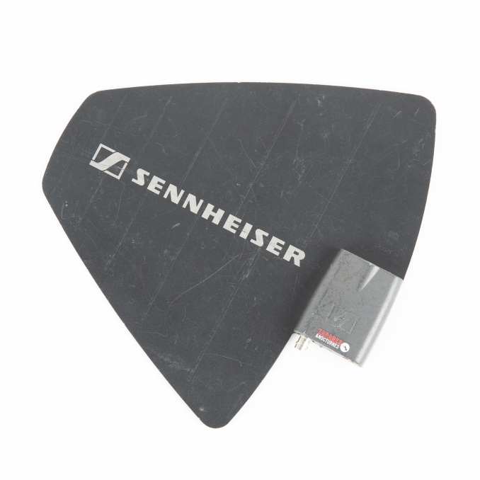 SENNHEISER AD3700 Directional antenna with integrated AB3700