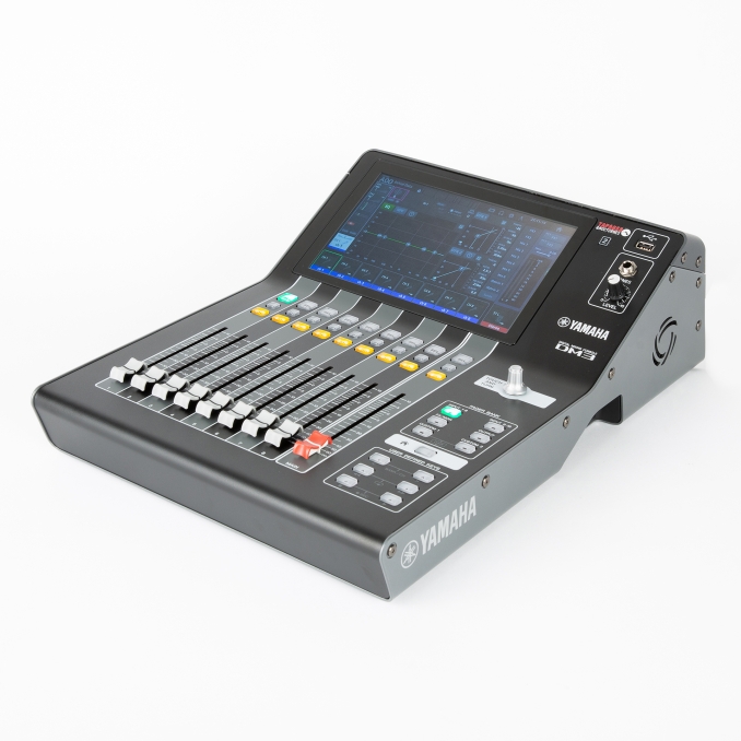 YAMAHA DM3 Digital mixing console