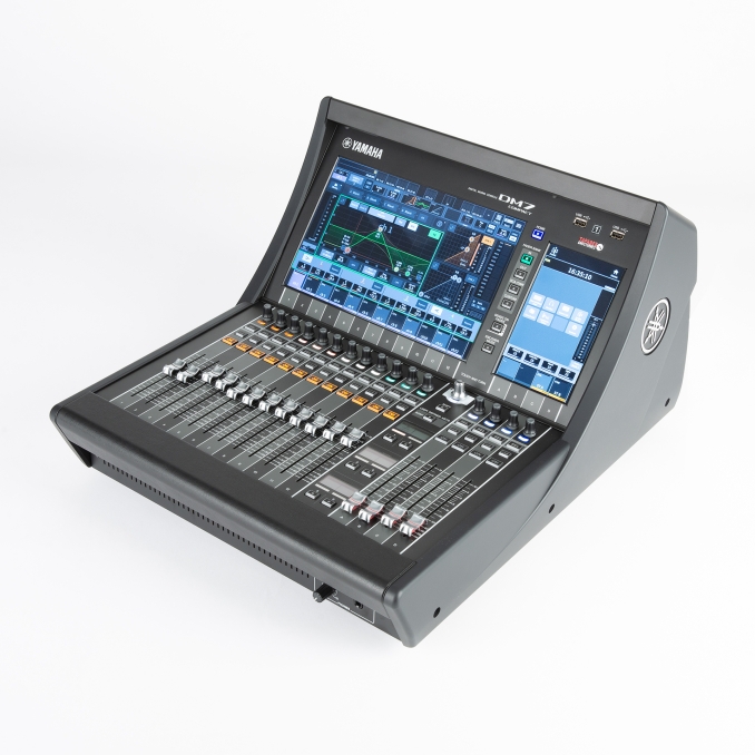 YAMAHA DM7C Digital mixing console
