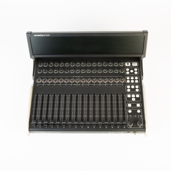 SOUND DEVICES CL16 Surface de contrôle pour série 8