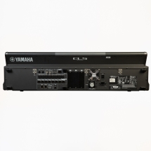 YAMAHA CL5 Console numérique 8 entrées analogiques DANTE 3 slots