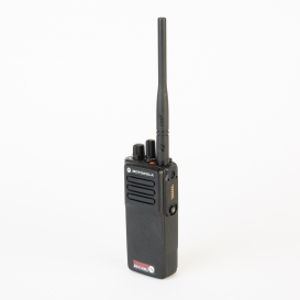 MOTOROLA DP4400 Talkie numérique VHF 136-174 MHz
