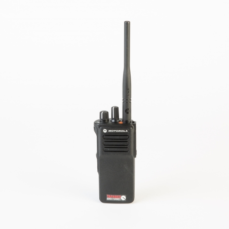 MOTOROLA DP4400 Talkie numérique VHF 136-174 MHz